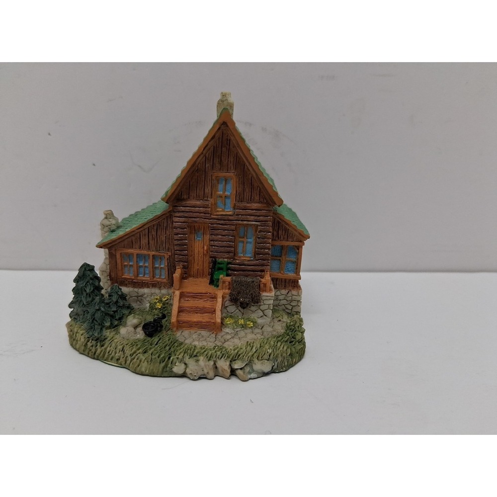 New Open Box Vintage Liberty Falls AH133 Big Mike's Cabin Americana Figurine